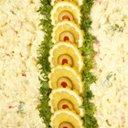 How to Decorate Potato Salad With Food