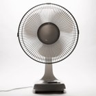 Cómo convertir un ventilador de batería en un ventilador solar