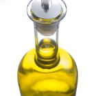 Natural Oils to Make Hair Straight