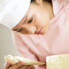 How to Decorate a Rectangular Cake