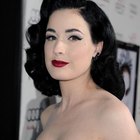 How to Get 40s Curls With a Curling Iron