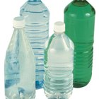 Recursos naturales utilizados para crear botellas de plástico