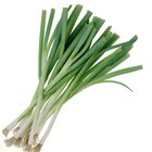 How to Make a Vegetable Dip With Mayonnaise, Soy Sauce & Scallions