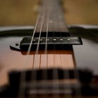 Cómo enderezar el cuello de una guitarra sin alma