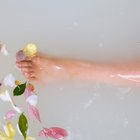 How to Make Cleopatra's Milk Bath