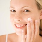 How to Make Homemade Green Tea Moisturizers