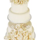 How to Wrap Individual Pieces of Wedding Cake