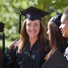 Cómo colocar la borla en un birrete de graduación