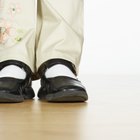 How to Stop Squeaking Shoes