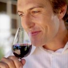 What Finger Foods for a Red Wine Tasting Evening?