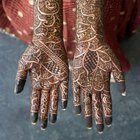 How to Design Mehndi