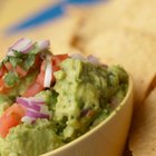 How to make easy Guacamole dip