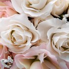 Bridal Bouquet Etiquette: Who Pays?