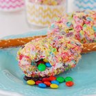 Cookie Maracas Recipe to Shake Up Cinco de Mayo