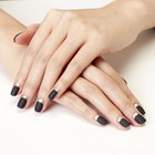 Nail This Party-Perfect New Year's Eve Manicure