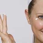 How to Make Honey Glycerin Facial Cleanser