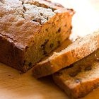 How to Bake a Cake Without Sugar