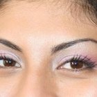 How to Keep Mascara From Clumping