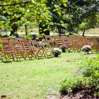 How to Plan a Small Wedding in a Garden