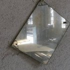 How to Clean a Fogless Mirror