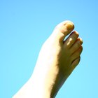 How to Keep Toenails White
