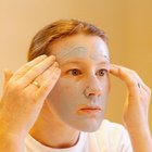 How to Make a Banana, Honey & Yogurt Facial Mask