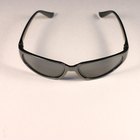 How to Tighten Plastic Sunglasses Frames