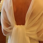 How to Hide the Walls at a Wedding With White Fabric