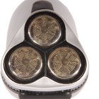 How to Replace the Battery in a Remington Titanium R 960