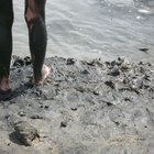How to Make a Dead Sea Mud Body Wrap at Home