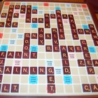 Jogos divertidos para brincar em casa com duas pessoas