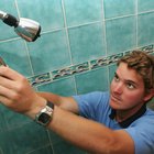 Cómo reparar un cabezal de ducha que gotea