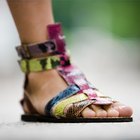 Cómo evitar el mal olor de pies con sandalias