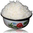 Cómo cocinar arroz pegajoso en una arrocera