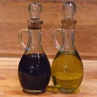 Cómo hacer un aderezo con vinagre balsámico y aceite de oliva