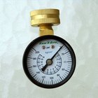 Como medir a pressão da água