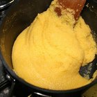 Cómo hacer polenta de harina de maíz