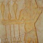 How to Make an Egyptian Costume Out of a Pillow Case for a Small Child