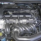 Qual é a diferença entre um motor de rolamento fechado e um aberto?