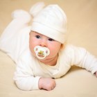 Cómo evitar que tu bebé escupa el chupón