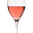 El vino seco rosado, ¿se debe servir frío o a temperatura ambiente?