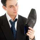 Cómo elegir unos zapatos para llevar con un traje de hombre