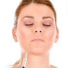 ¿Qué causa la caída de los párpados después del Botox?