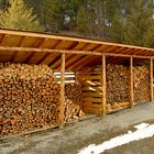 Diseños para construir un cobertizo de madera para almacenar leña