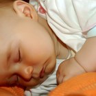 Cómo lograr que un bebé de 18 meses duerma toda la noche
