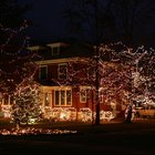 Cómo instalar luces de exterior de LED en Navidad