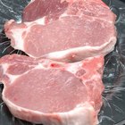 Cães e intoxicação alimentar ao comer carne de porco crua