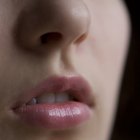 Cómo aumentar el volumen de los labios