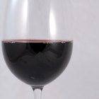 Cómo quitar las manchas de vino tinto de los muebles