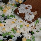 Cómo hacer un arroz frito similar al de un restaurante japonés